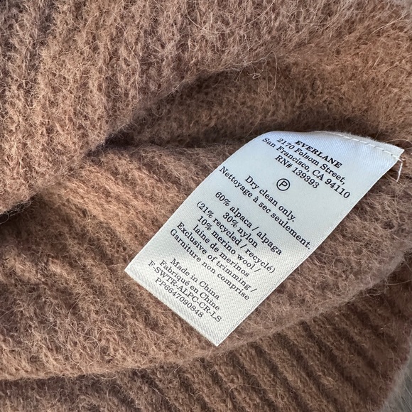 ✨SALE✨ Everlane Cocoon Crew Alpaca Sweater - Picture 5 of 9